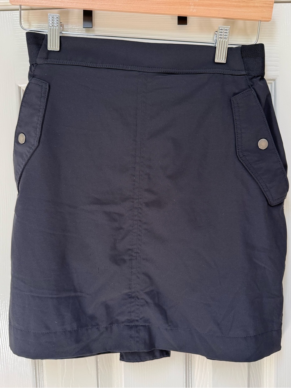Athleta Vienna Cargo Skort Black Size 6 Pull On With Pockets Lined Skirt Casual
